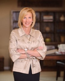 content_hooper_standing_small